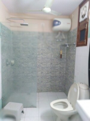 Bathroom in 4 BHK Apartment at Vaishali Nagar – for Rent