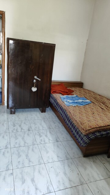 Bedroom in 1 RK Independent House at Sector 30 – for Rent