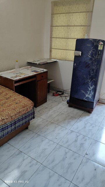 1 RK Independent House For Rent in Sector 30