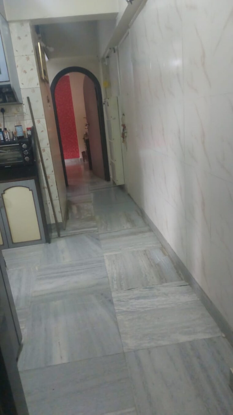 Bathroom, ashok-nagar-complex-ashok-nagar 1 Bedroom 600 Sq.Ft. Apartment In Ashok Nagar Thane 9241317