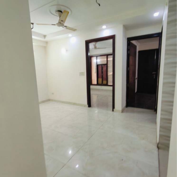 Room, khirki extension 3 Bedroom 1000 Sq.Ft. Builder Floor In Khirki Extension Delhi 9241421