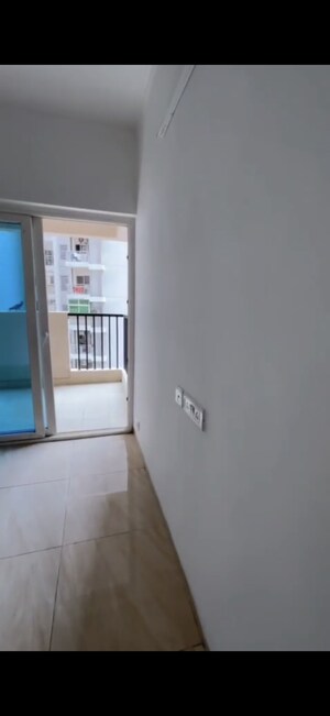 2 BHK Apartment For Sale in Gaur City 2 - 14th Avenue, Sector 16c Greater Noida