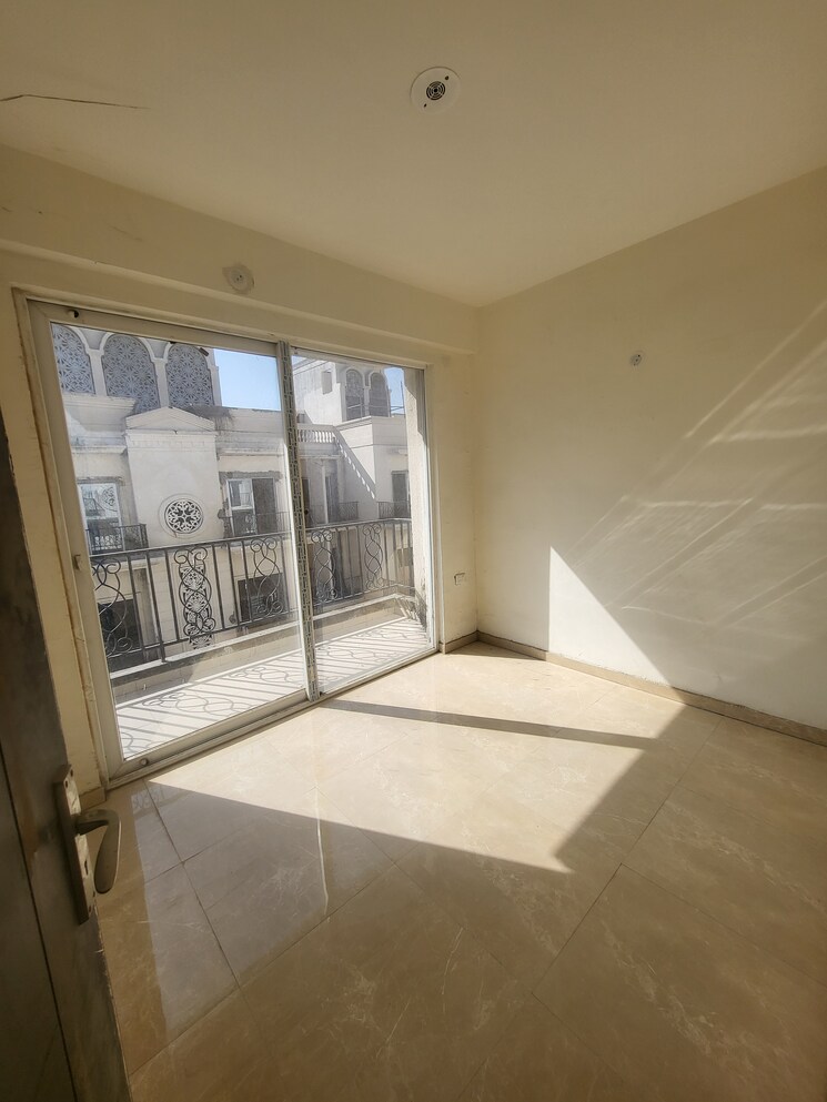 Bedroom, signature-global-park-4-and-5 3 Bedroom 1081 Sq.Ft. Builder Floor In Sohna Sector 36 Gurgaon 9241521