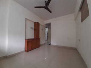 Room in 2 BHK Apartment at Nav Joytiling CHS, Goregaon East – for Rent