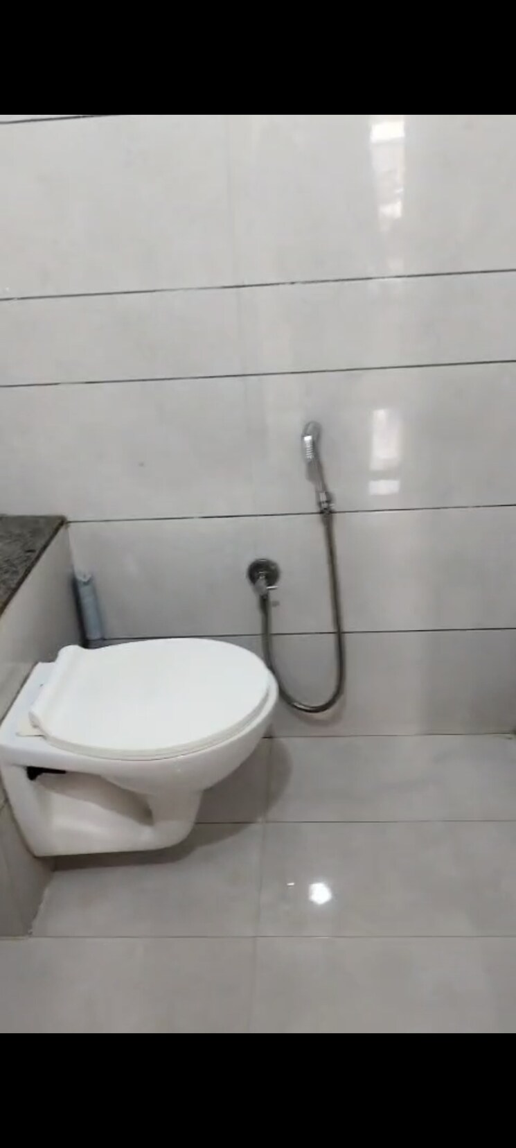 Bathroom, saanvi-spectra 3 Bedroom 1440 Sq.Ft. Apartment In Bopal Ahmedabad 9241529