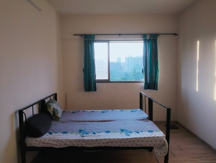 Bedroom, thane west Pg For Girls In Thane West 9241553