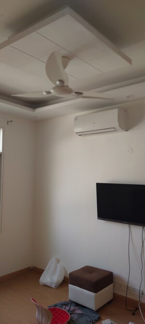 Furnished Amenities in 2 BHK Apartment at Jaypee Greens Star Court, Jaypee Greens – for Sale