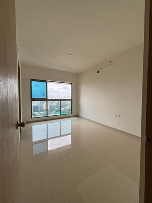 Room in 2 BHK Apartment at Sunteck City Avenue 4, Goregaon West – for Rent