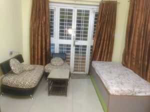2 BHK Apartment For Rent in Rahul Towers, Kothrud