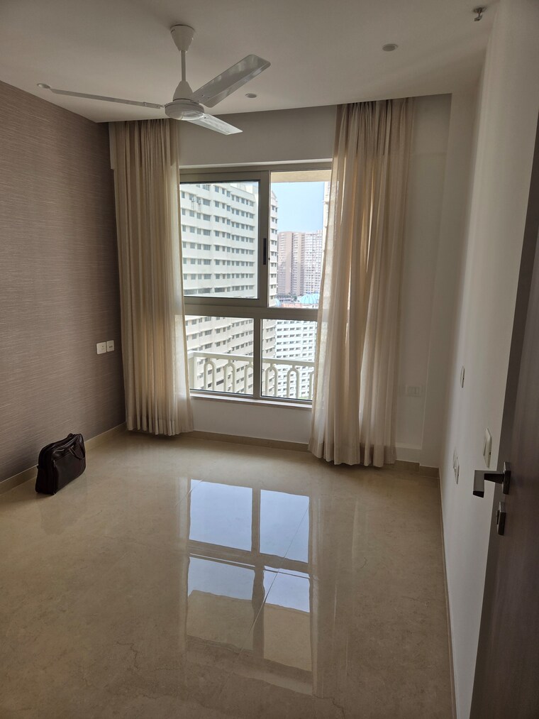 Room, hiranandani-highland 3 Bedroom 789 Sq.Ft. Apartment In Powai Mumbai 9241821