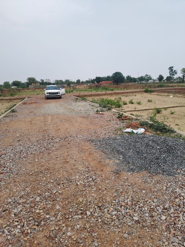 undefined, noida central  910 Sq.Ft. Plot In Noida Central Noida 9241838