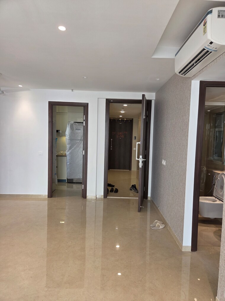 Living Room, hiranandani-highland 3 Bedroom 789 Sq.Ft. Apartment In Powai Mumbai 9241821