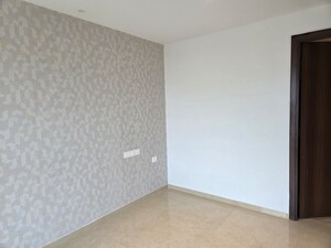 Room in 3 BHK Apartment at Hiranandani Highland, Powai – for Rent