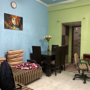 Living Room in 1.5 BHK Villa at Sector 23 – for Rent