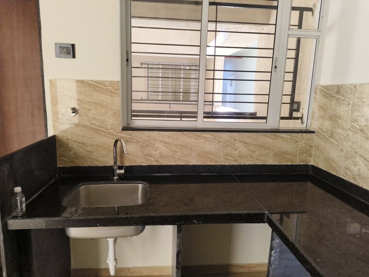 Kitchen, vtp-beaumonde 2 Bedroom 805 Sq.Ft. Apartment In Kharadi Pune 9241750