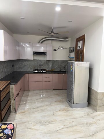 Kitchen in 2 BHK Builder Floor at Vasundhara Sector 3 – for Rent