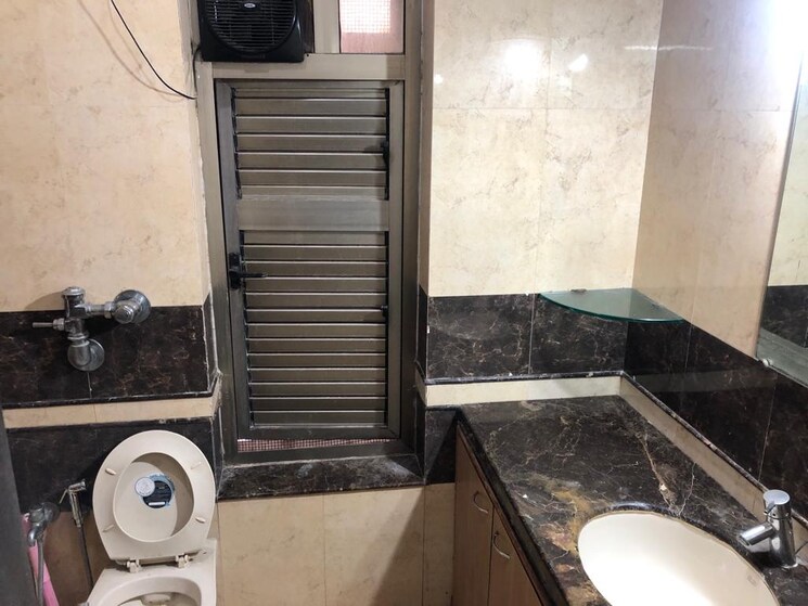 Bathroom, marathon-next-gen-era 3 Bedroom 1250 Sq.Ft. Apartment In Lower Parel Mumbai 9241893
