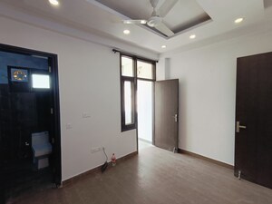 Room in 2 BHK Builder Floor at Malviya Nagar – for Rent