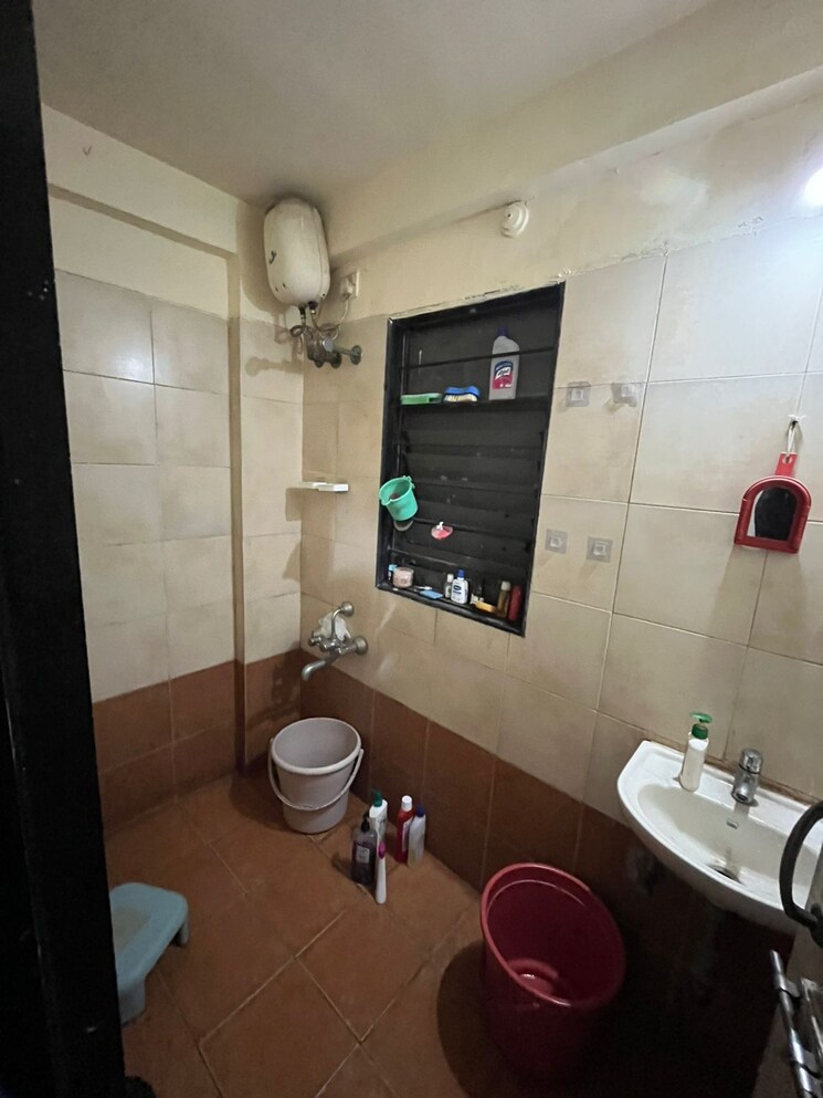 Team Area, lodha-paradise 1 Bedroom 450 Sq.Ft. Apartment In Majiwada Thane 9241933