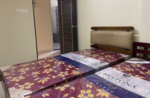 Room in  Pg at Thane West – for Rent