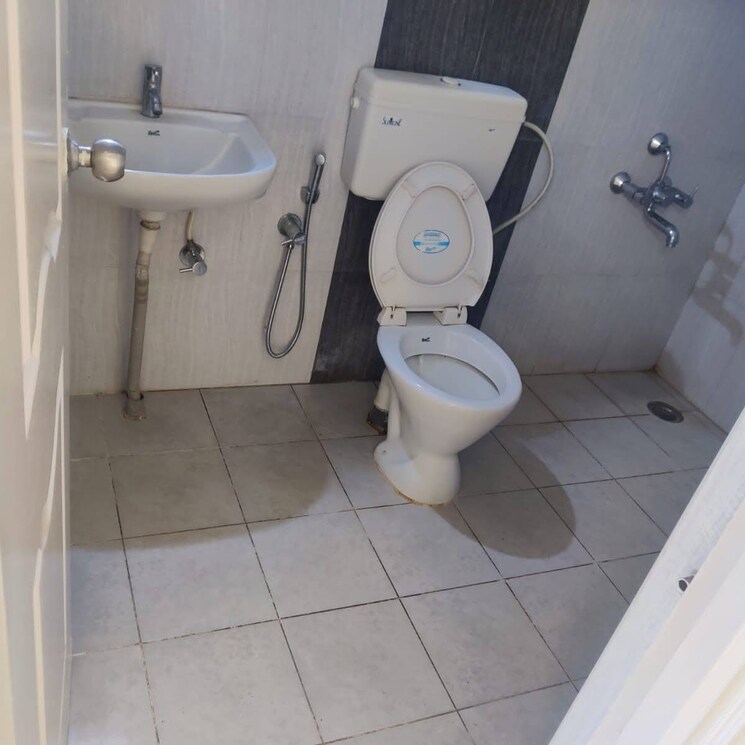 Bathroom, suncity-gloria-apartments 2 Bedroom 1219 Sq.Ft. Apartment In Carmelaram Road Bangalore 9241992