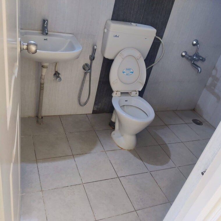 Bathroom, suncity-gloria-apartments 2 Bedroom 1219 Sq.Ft. Apartment In Carmelaram Road Bangalore 9241992