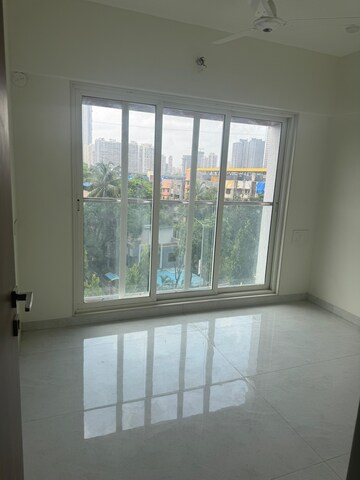 Room in 3 BHK Apartment at Alliance Abhimanyu, Malad West – for Sale