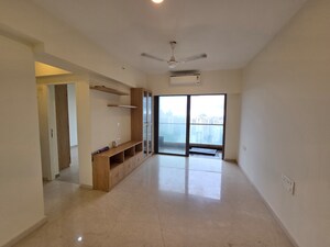 Room in 2 BHK Apartment at Kanakia Silicon Valley, Powai – for Rent
