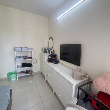 Living Room in 2.5 BHK Apartment at Andheri West – for Sale