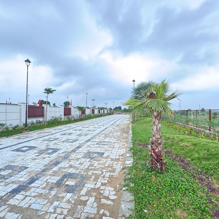 Garden, imperial-galaxy  110 Sq.Yd. Plot In Prithvisinghpura At Naiwala Jaipur 9242100