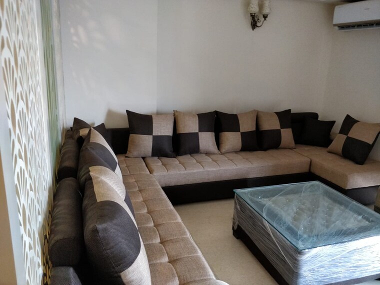 Master Bedroom, dlf-new-town-heights-i 4 Bedroom 2727 Sq.Ft. Apartment In Sector 90 Gurgaon 9242119