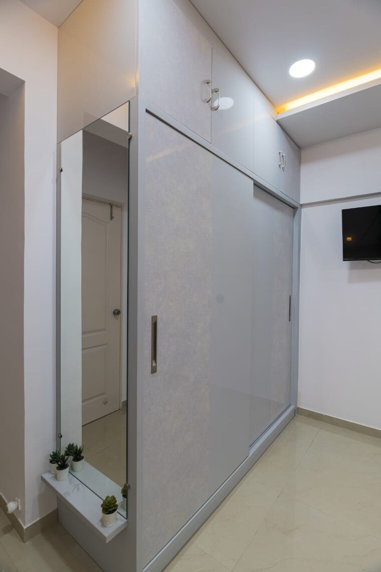 Bedroom, g-k-rajaveer-palace 3 Bedroom 1500 Sq.Ft. Apartment In Pimple Saudagar Pune 9242161