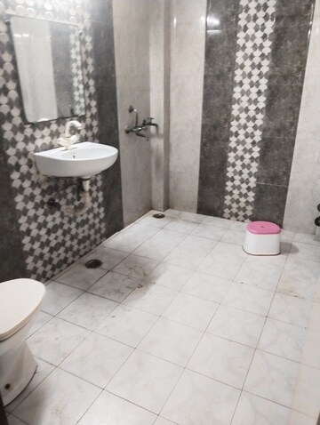 Bathroom in 2 BHK Independent House at RWA Apartments Sector 52, Sector 52 – for Rent