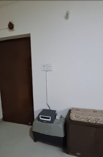 Furnished Amenities in 2 BHK Apartment at Mathura Sapthagiri, Bellandur – for Rent