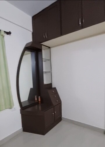 Room in 2 BHK Apartment at Mathura Sapthagiri, Bellandur – for Rent