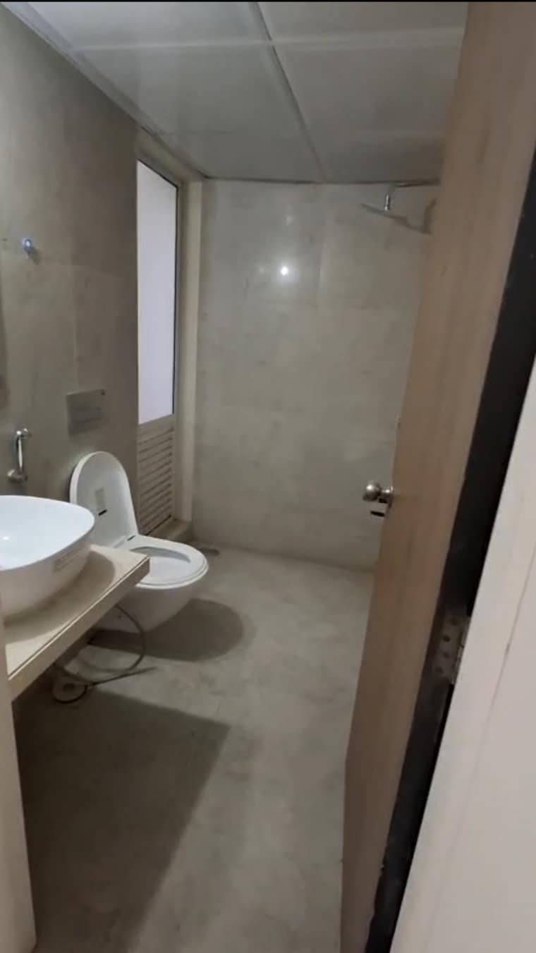 Bathroom, dosti-west-county 1.5 Bedroom 850 Sq.Ft. Apartment In Balkum Pada Thane 9242150