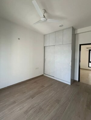Room in 3 BHK Apartment at Sobha City Gurgaon, Sector 108 – for Sale