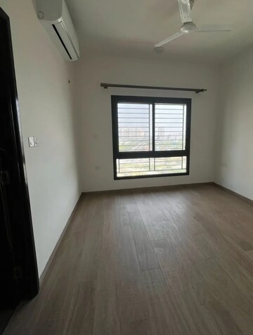 Room in 3 BHK Apartment at Sobha City Gurgaon, Sector 108 – for Sale