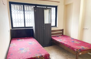 Room in  Pg at Thane West – for Rent