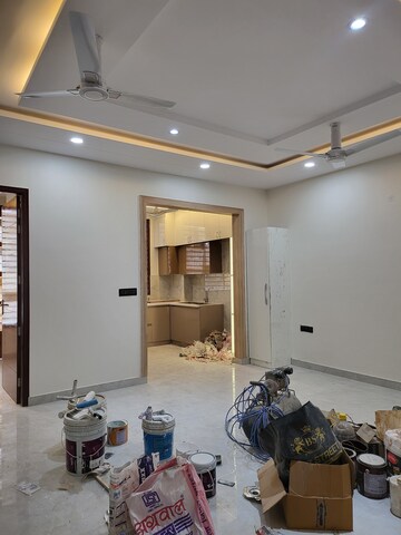 Furnished Amenities in 2 BHK Builder Floor at Neharpar – for Rent