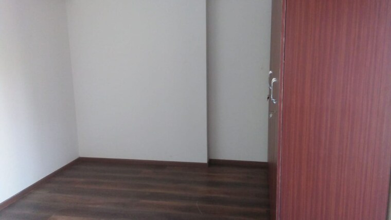 Room, poonam-darshan 1 RK 410 Sq.Ft. Apartment In Andheri East Mumbai 9242194