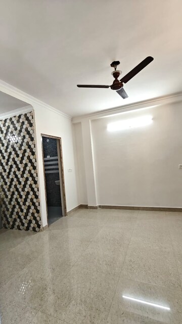 Room in 1 RK Independent House at Chattarpur – for Rent