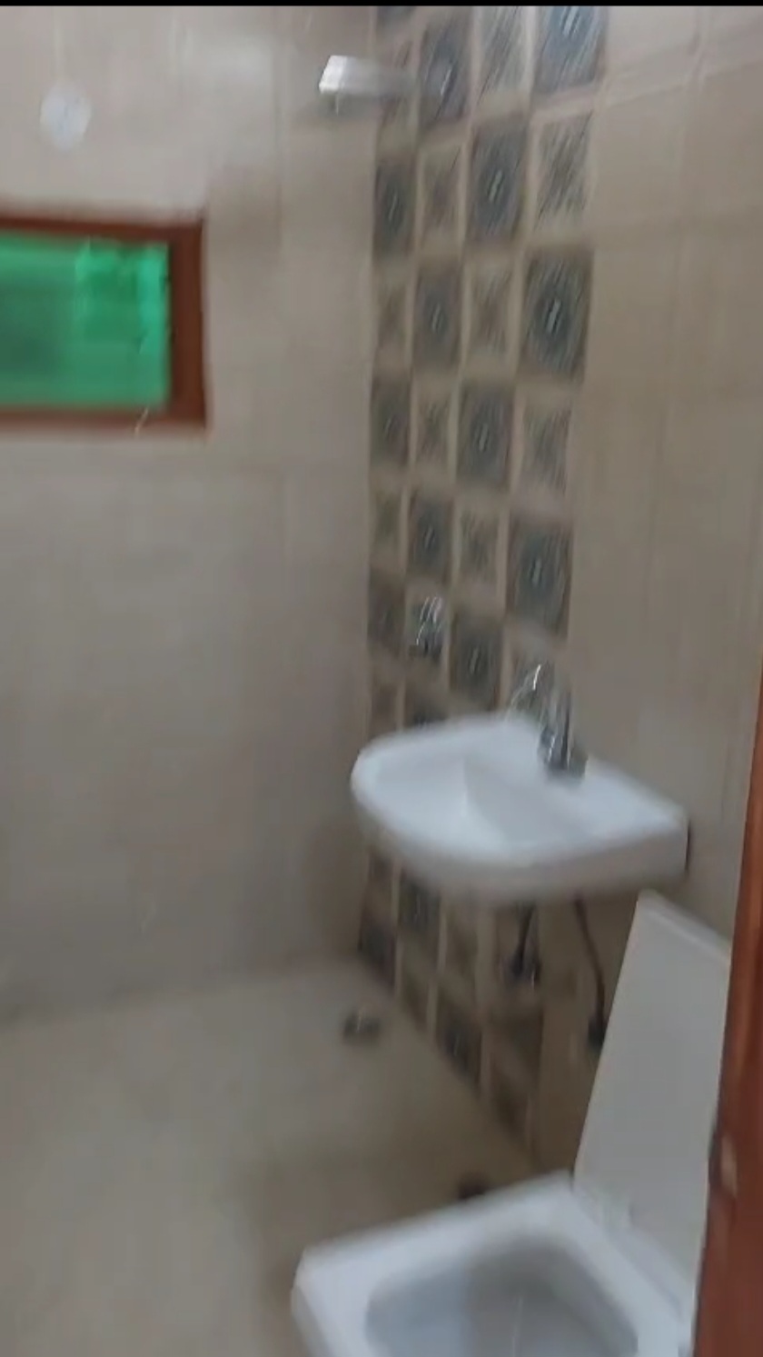 2 BHK Builder Floor For Rent in RPS Palm Drive