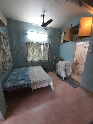 Master Bedroom in 2.5 BHK Apartment at B K Pate Dahanukar Regency, Kothrud – for Rent