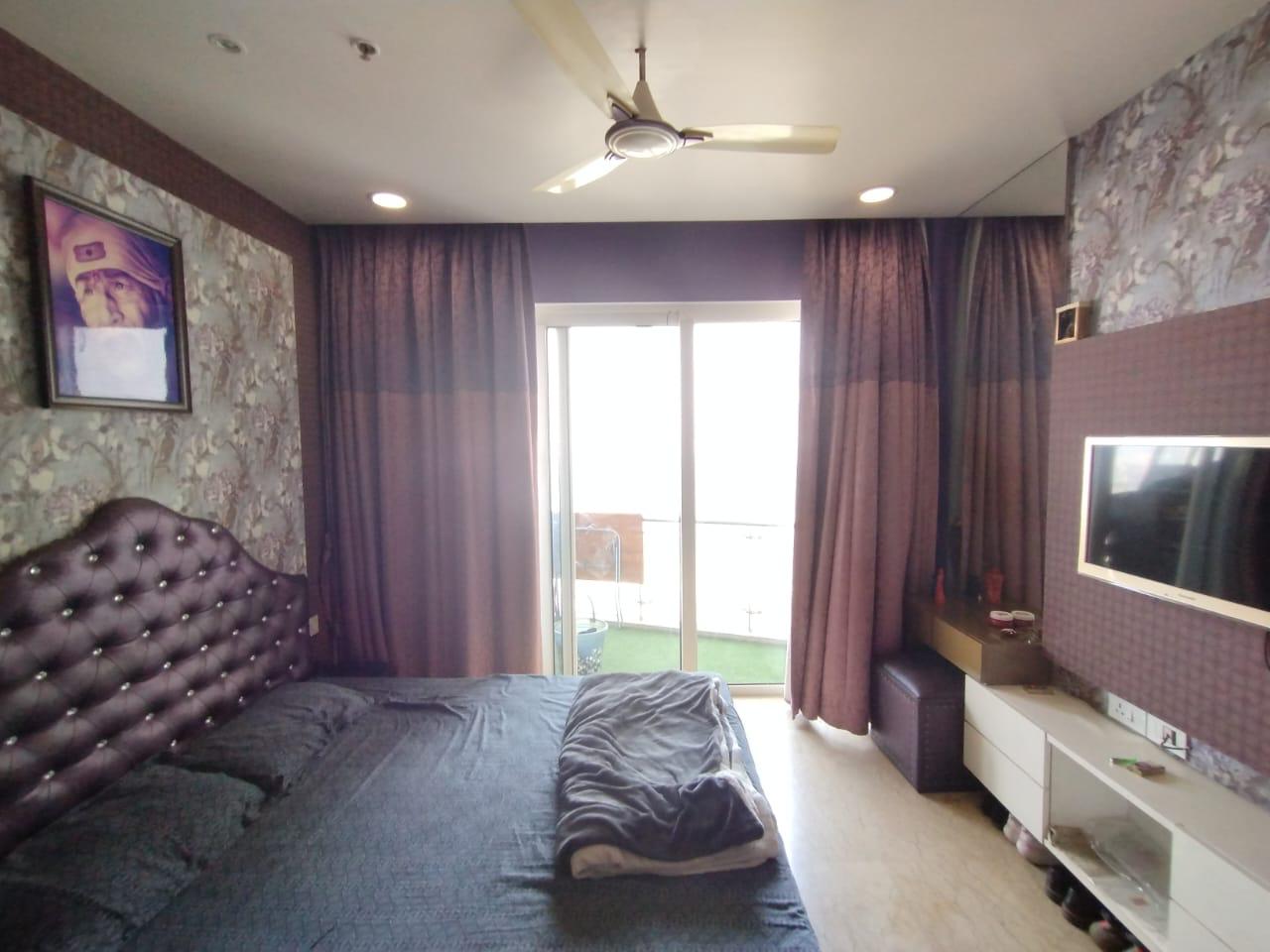 2 BHK + Study Room Apartment For Rent in Andheri Green Field Towers