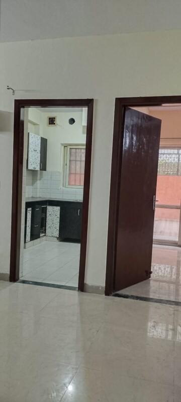 Building Lobby in 3 BHK Builder Floor at BPTP Park 81, Sector 81 – for Rent
