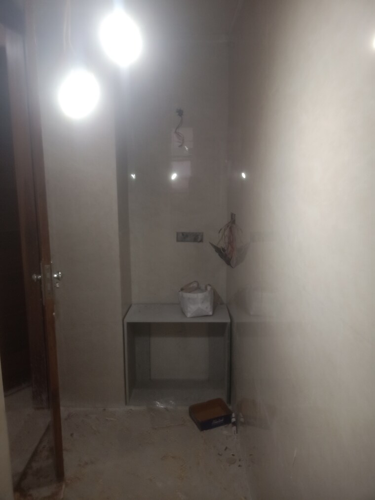 Bathroom, vasant kunj 2 Bedroom 800 Sq.Ft. Builder Floor In Vasant Kunj Delhi 9242336