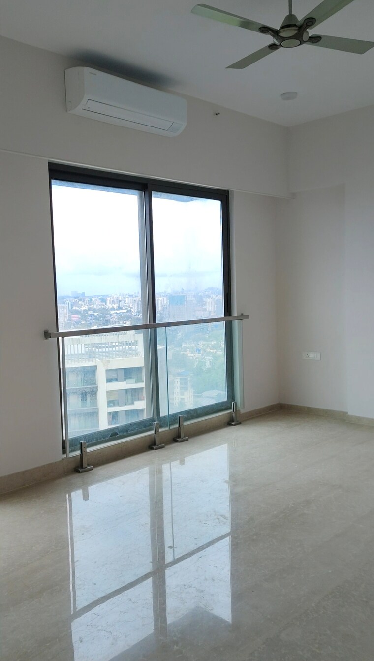 Bathroom, adani-ten-bkc 3 Bedroom 1500 Sq.Ft. Apartment In Bandra East Mumbai 9242357