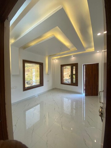 Room in 2 BHK Builder Floor at Dehradun Cantt – for Sale