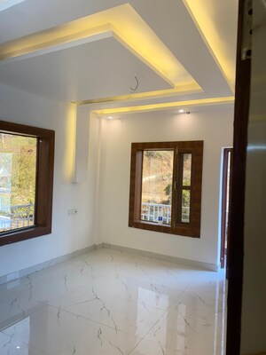 Room in 2 BHK Builder Floor at Dehradun Cantt – for Sale
